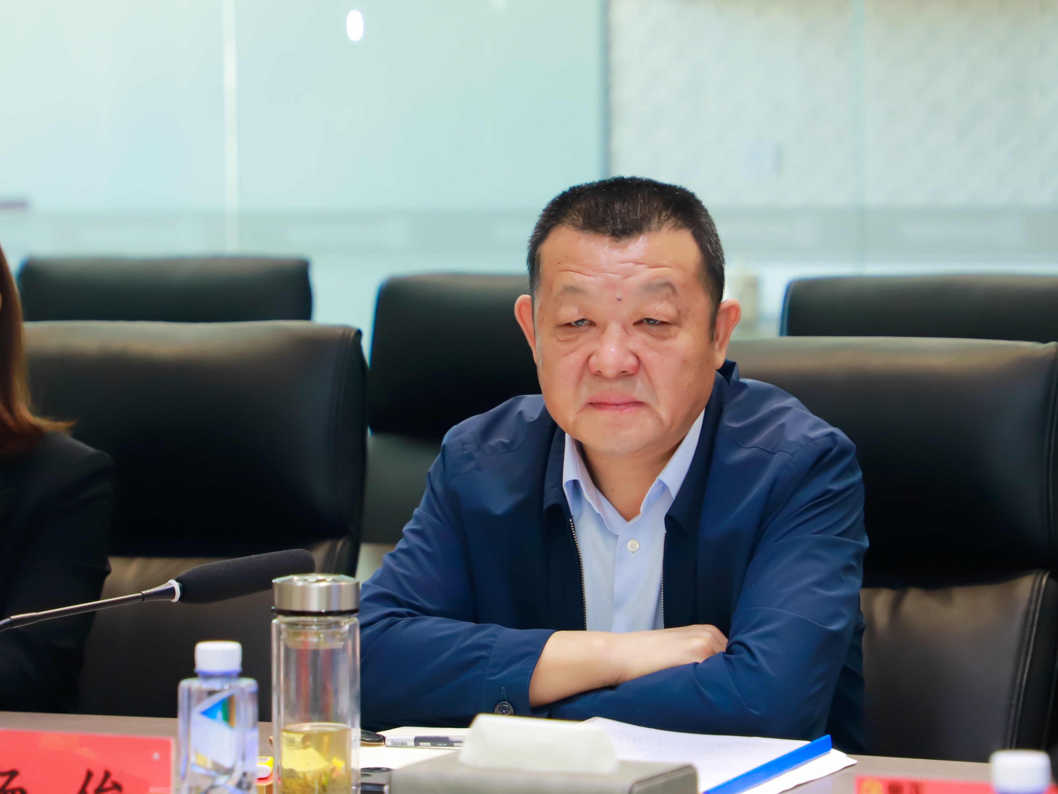 农行阿勒泰兵团分行行长赵智年到访座谈-11.jpg