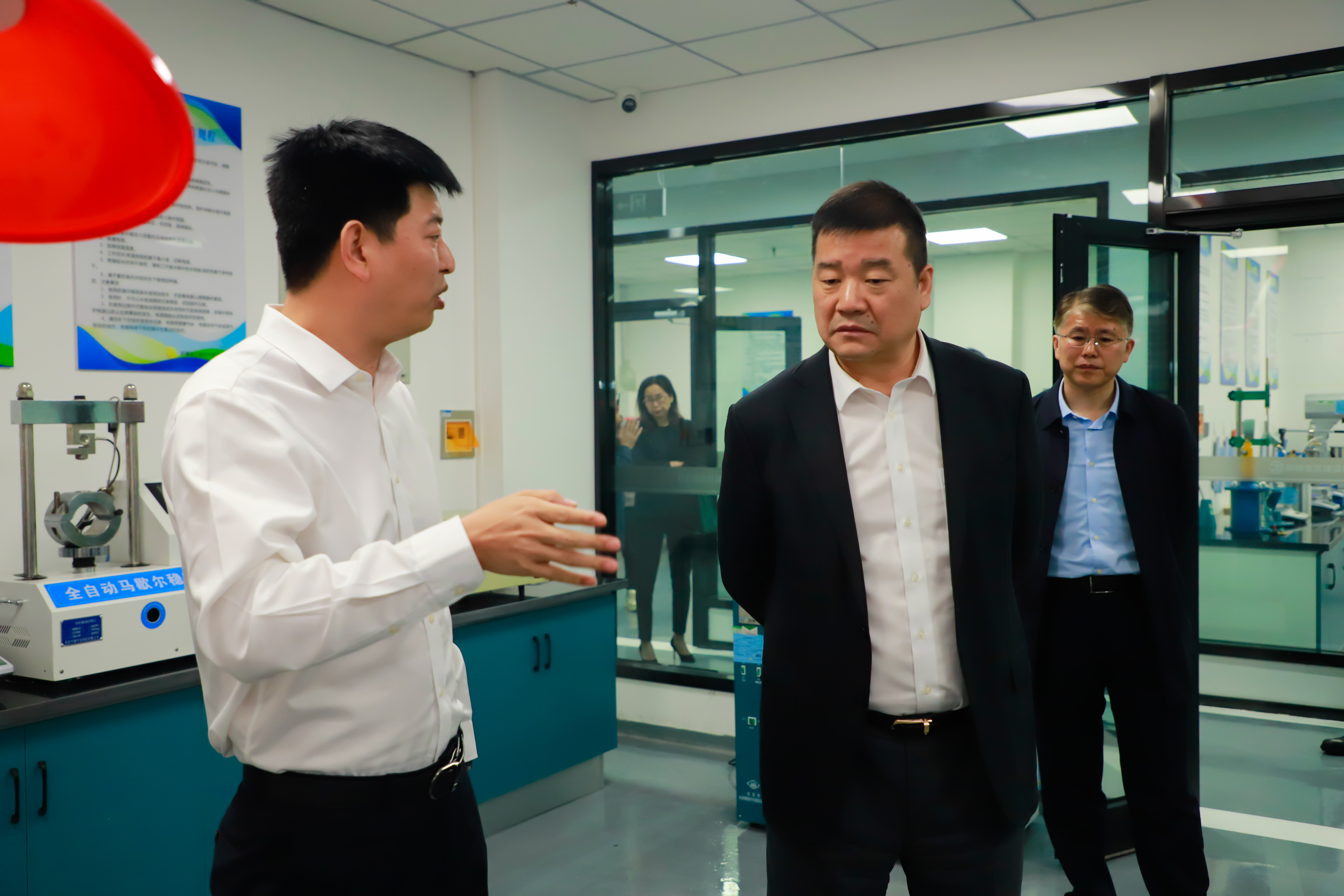 浦发银行乌鲁木齐分行党委书记 行长吴晓峰莅临-12.jpg